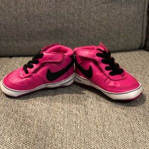 🎀🖤Nike Crib Shoes
